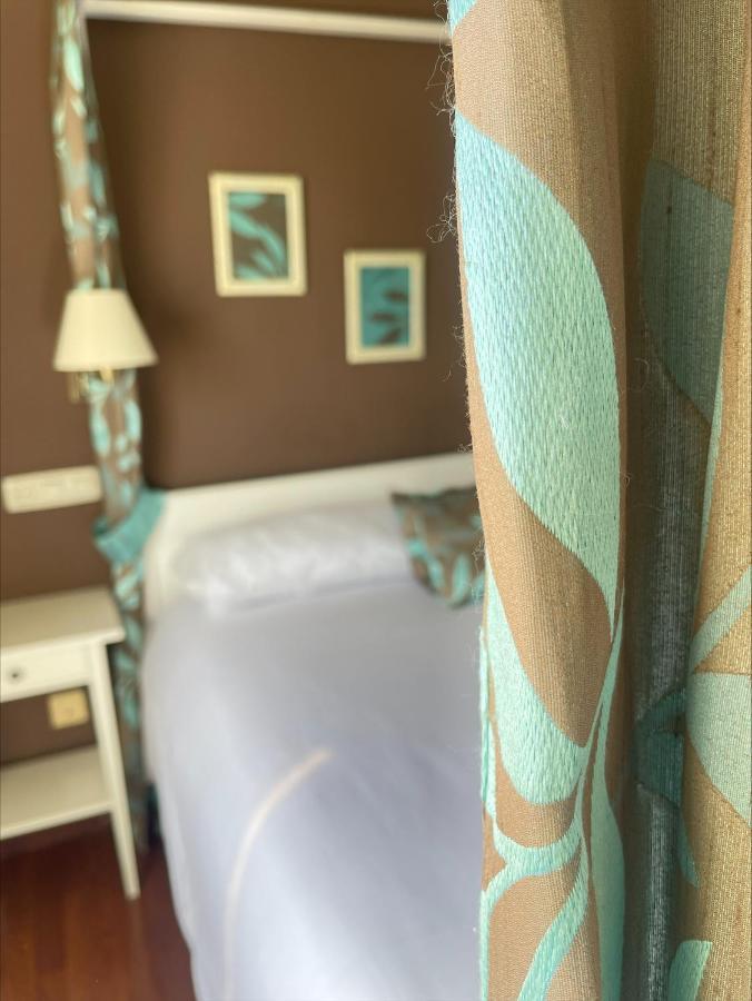 Hostal El Botero มอนเรอัล เดล กัมโป ภายนอก รูปภาพ